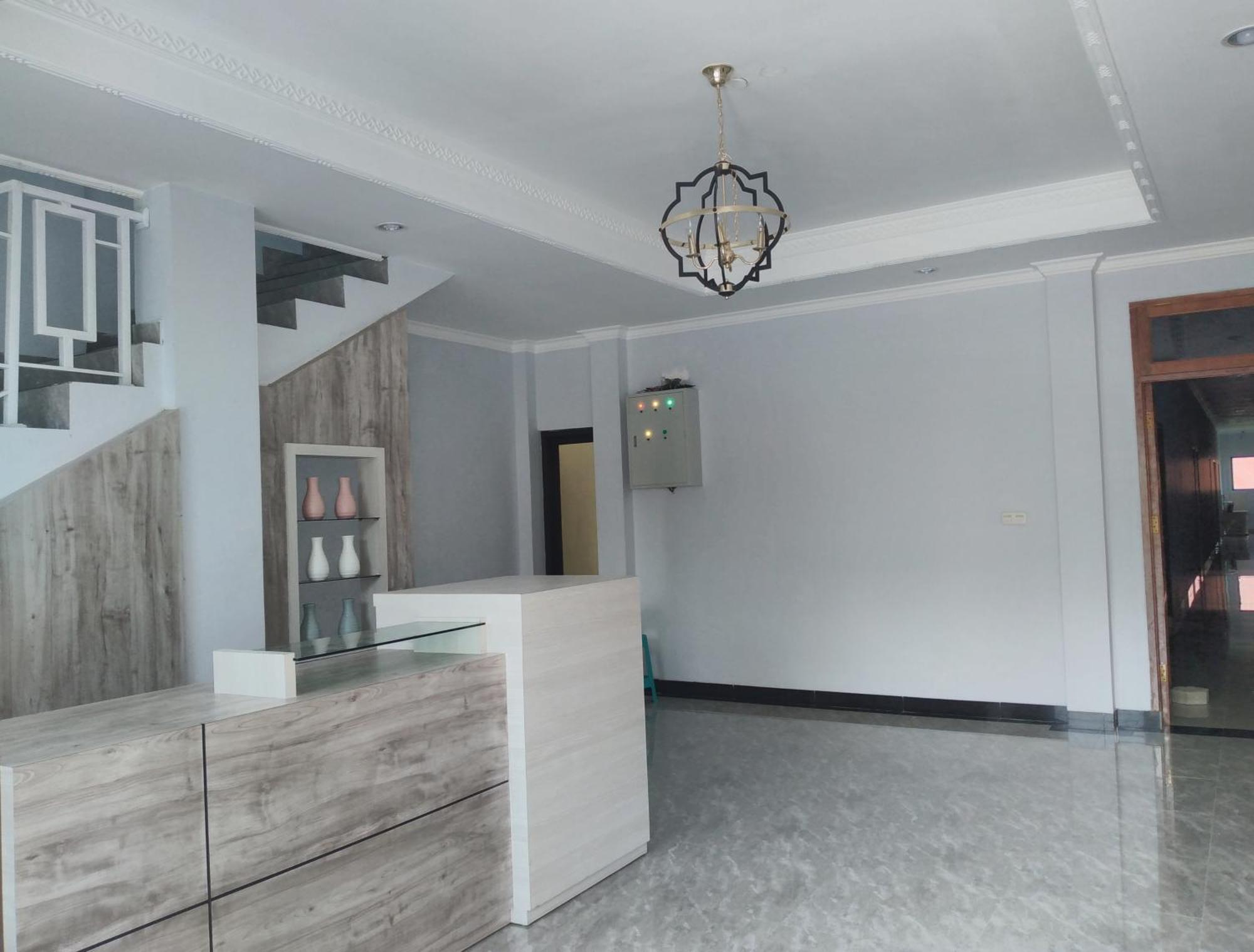 Grha Raf Homestay Makale Екстериор снимка